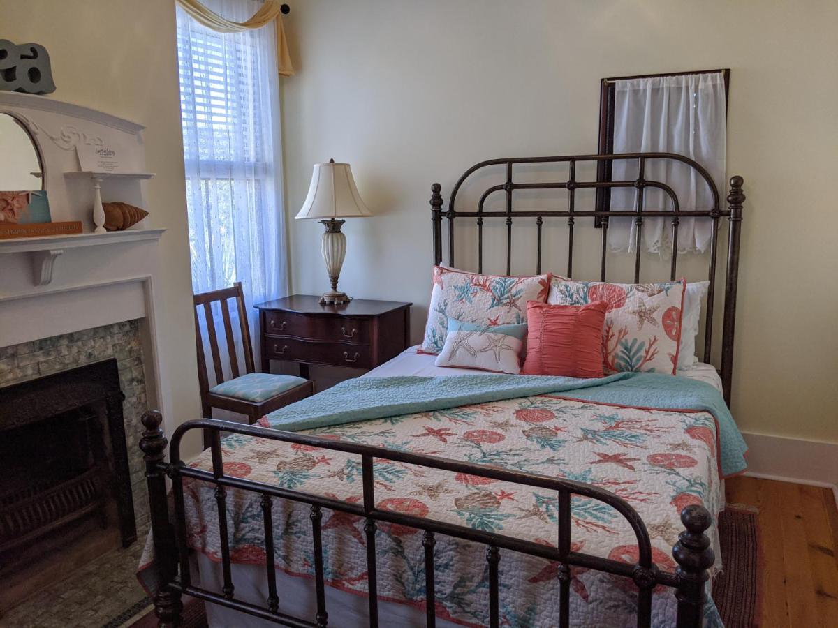 Surf Song Bed & Breakfast Bed & Breakfast Tybee Island Exterior photo